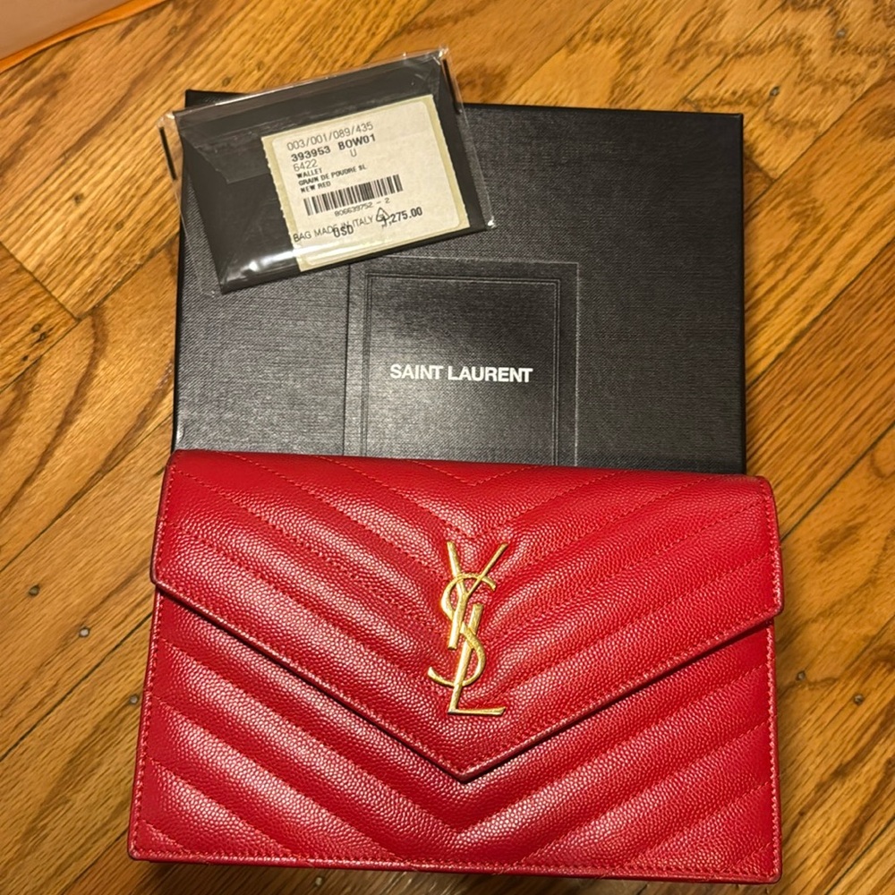 Ysl - authentic - wallet grain de poudre so -new red